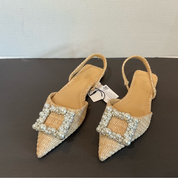 ZARA NWT beige raffia flats with pearl and rhinestone detail 2531/910 size 5 - Picture 3 of 12